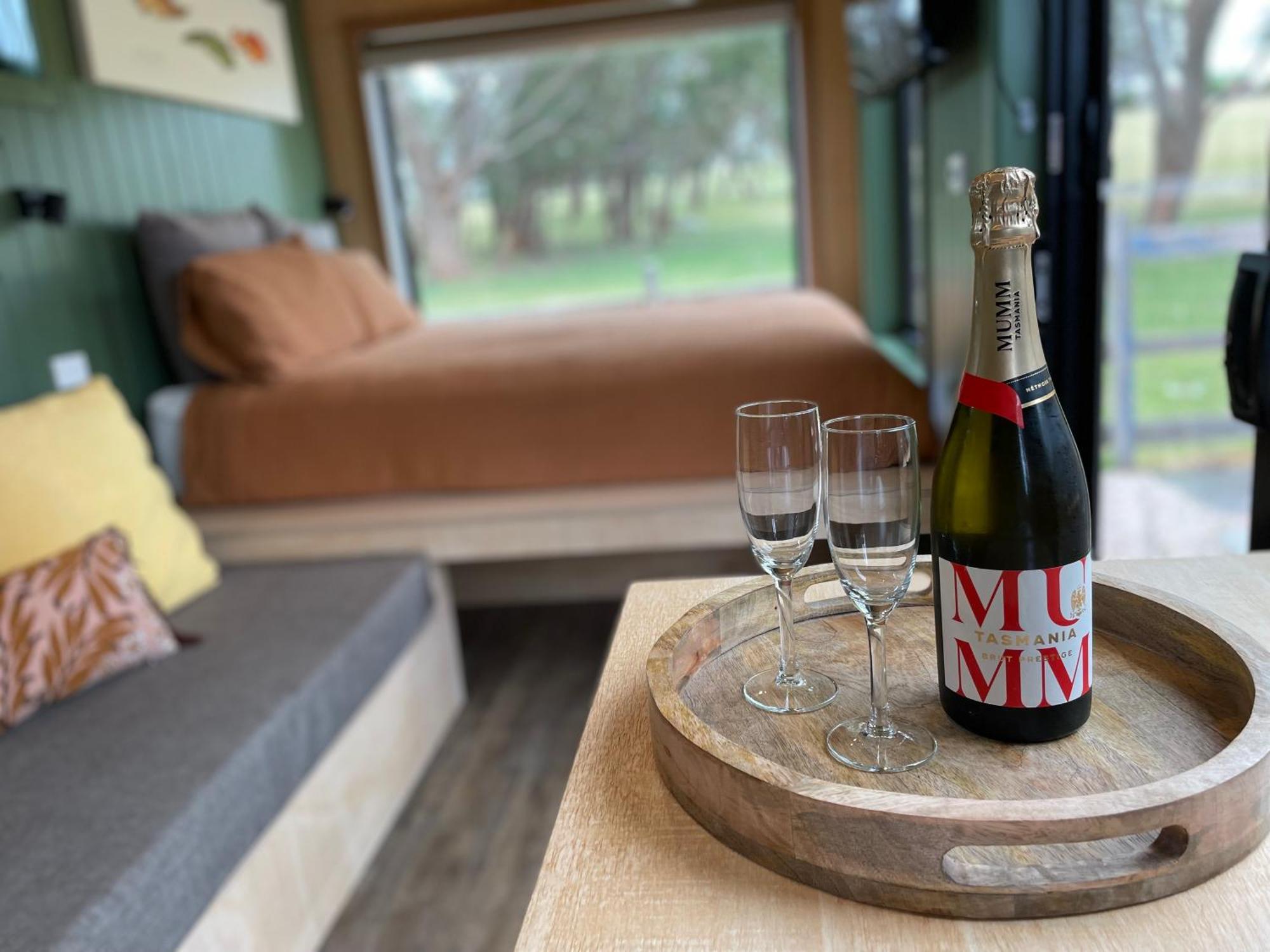 Marlo Hideaway Motel ภายนอก รูปภาพ